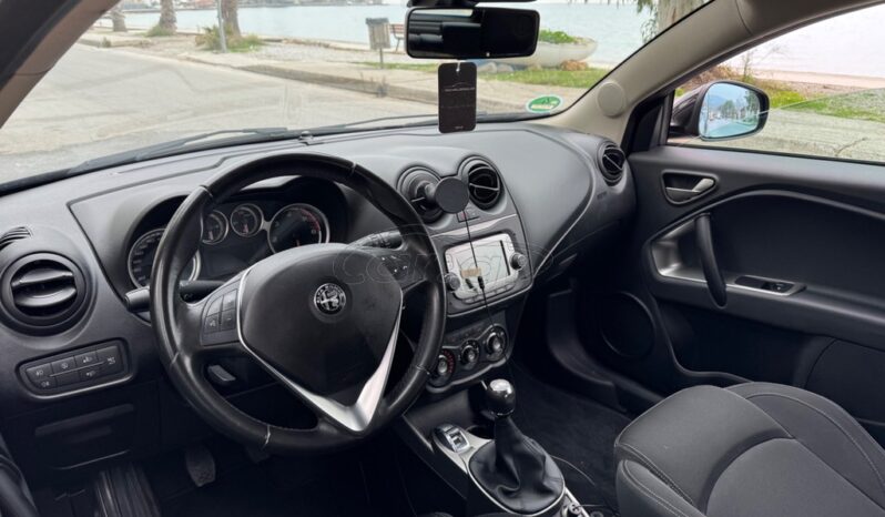 
								Alfa Romeo Mito DISTINCTIVE DIESEL EURO 6 full									