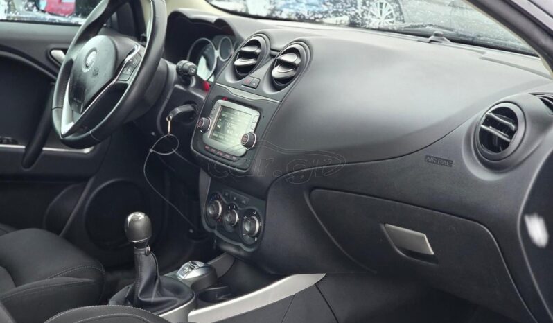 
								Alfa Romeo Mito DISTINCTIVE DIESEL EURO 6 full									