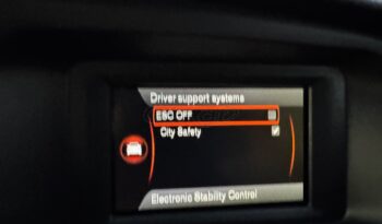 
									Volvo V40 2015 SUMMUM 1.6 DIESEL full								