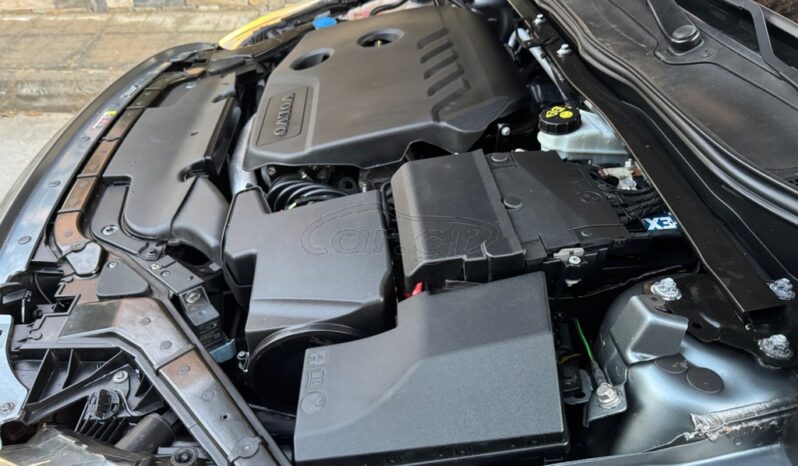 
								Volvo V40 2015 SUMMUM 1.6 DIESEL full									