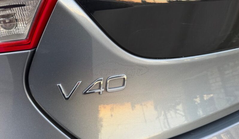 
								Volvo V40 2015 SUMMUM 1.6 DIESEL full									