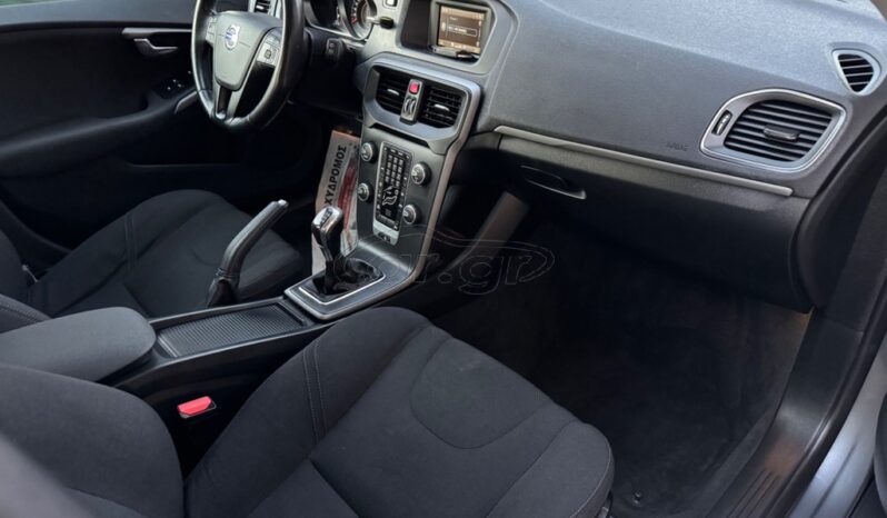 
								Volvo V40 2015 SUMMUM 1.6 DIESEL full									