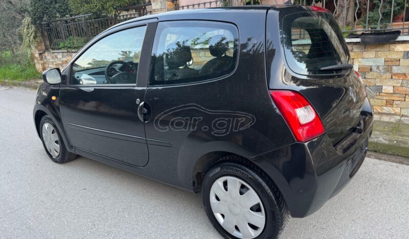 
								Renault Twingo full									