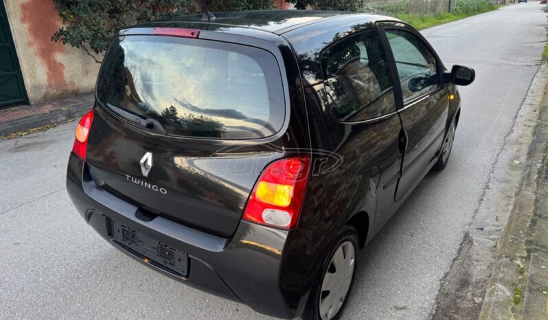 
								Renault Twingo full									