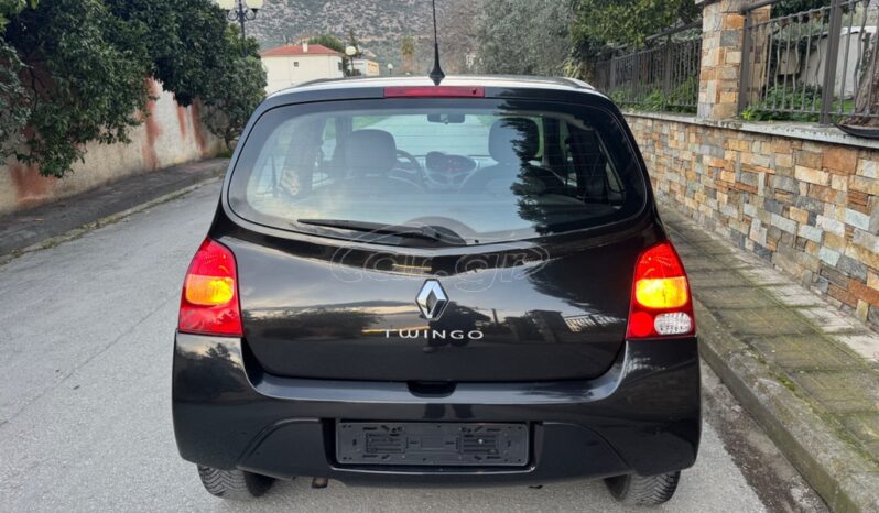 
								Renault Twingo full									