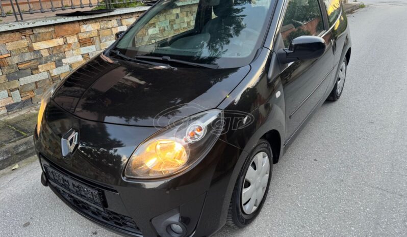 
								Renault Twingo full									