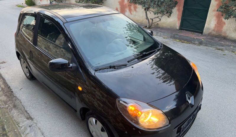 
								Renault Twingo full									