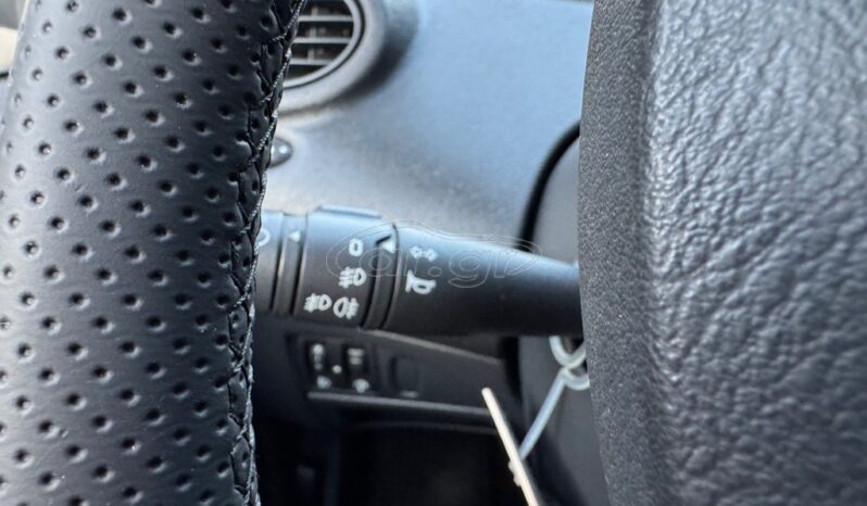 
								Renault Twingo full									
