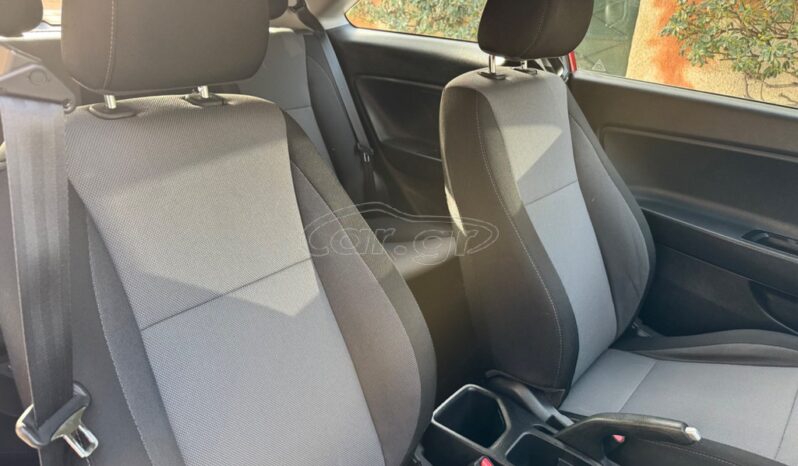 
								Hyundai i 20 full									