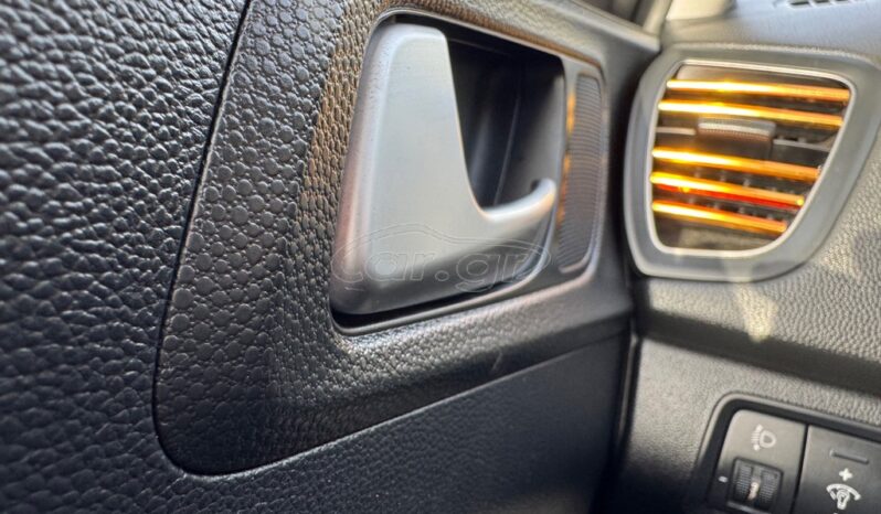 
								Hyundai i 20 full									