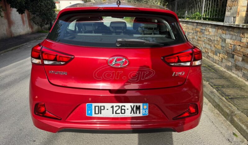 
								Hyundai i 20 full									