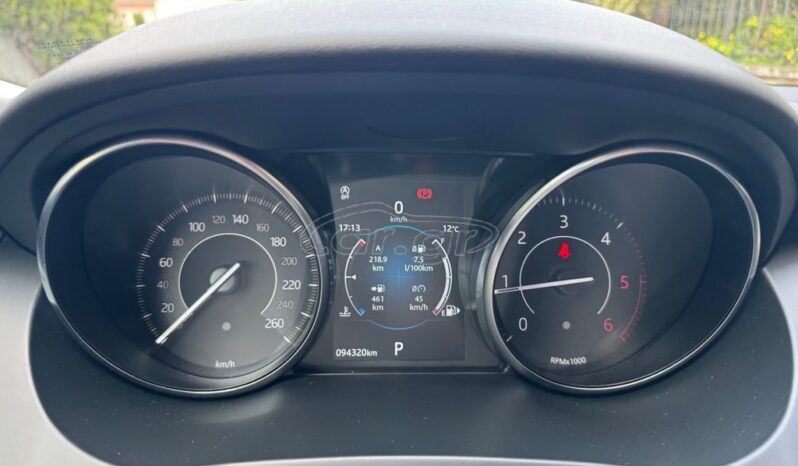 
								Jaguar E-Pace full									