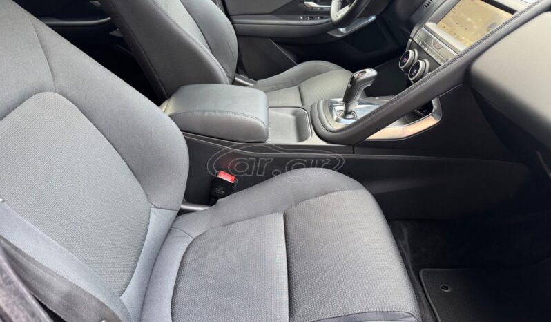 
								Jaguar E-Pace full									