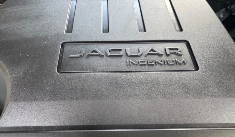 
								Jaguar E-Pace full									