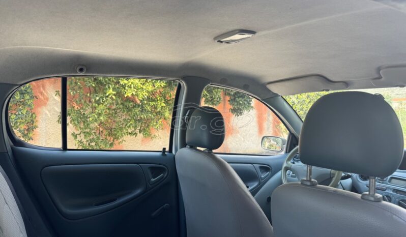 
								Toyota Yaris full									