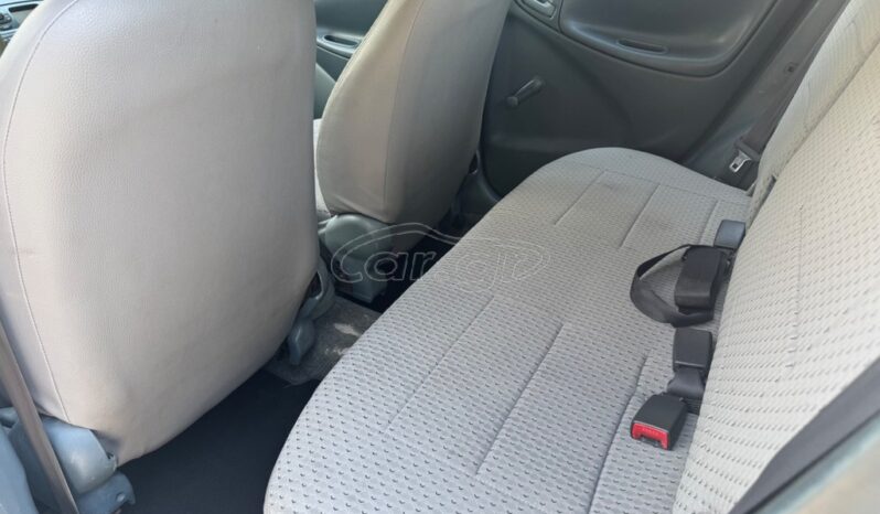 
								Toyota Yaris full									