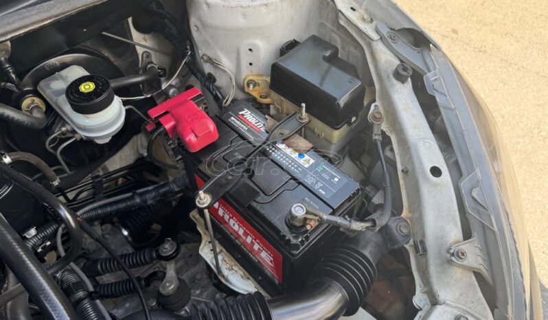 
								Toyota Yaris full									